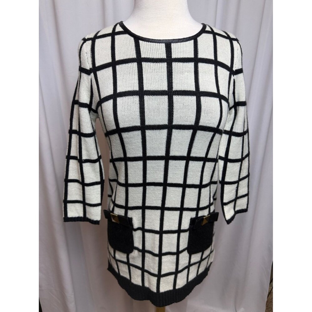 Mud Pie Black and White Crewneck Sweater, Small